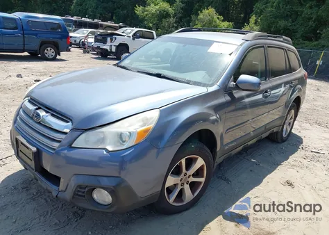 2013 Subaru Outback 2.5I Premium z USA, uszkodzony, nr VIN 4S4BRBCCXD3283474